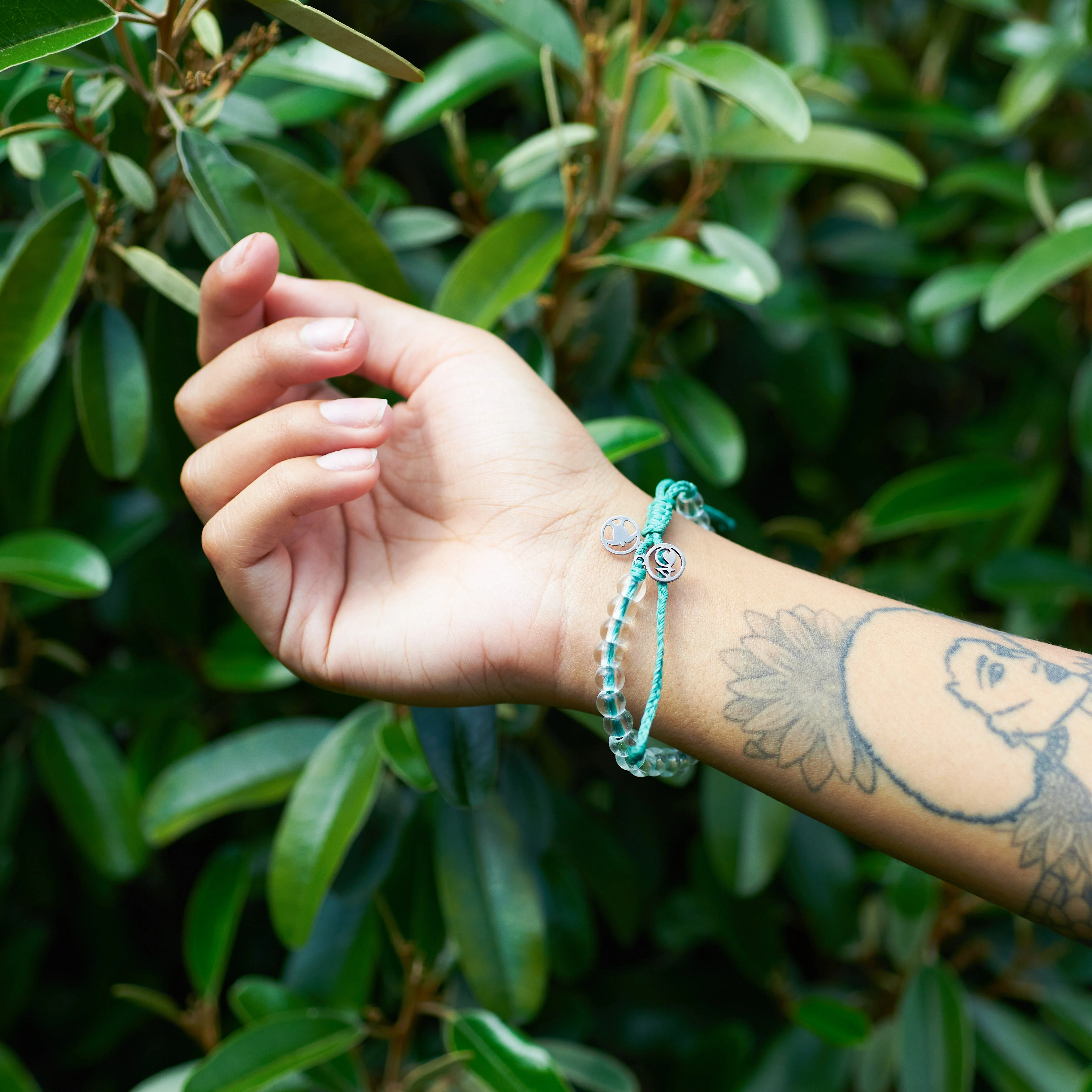 4ocean Loggerhead Sea Turtle Bracelet - Image 2