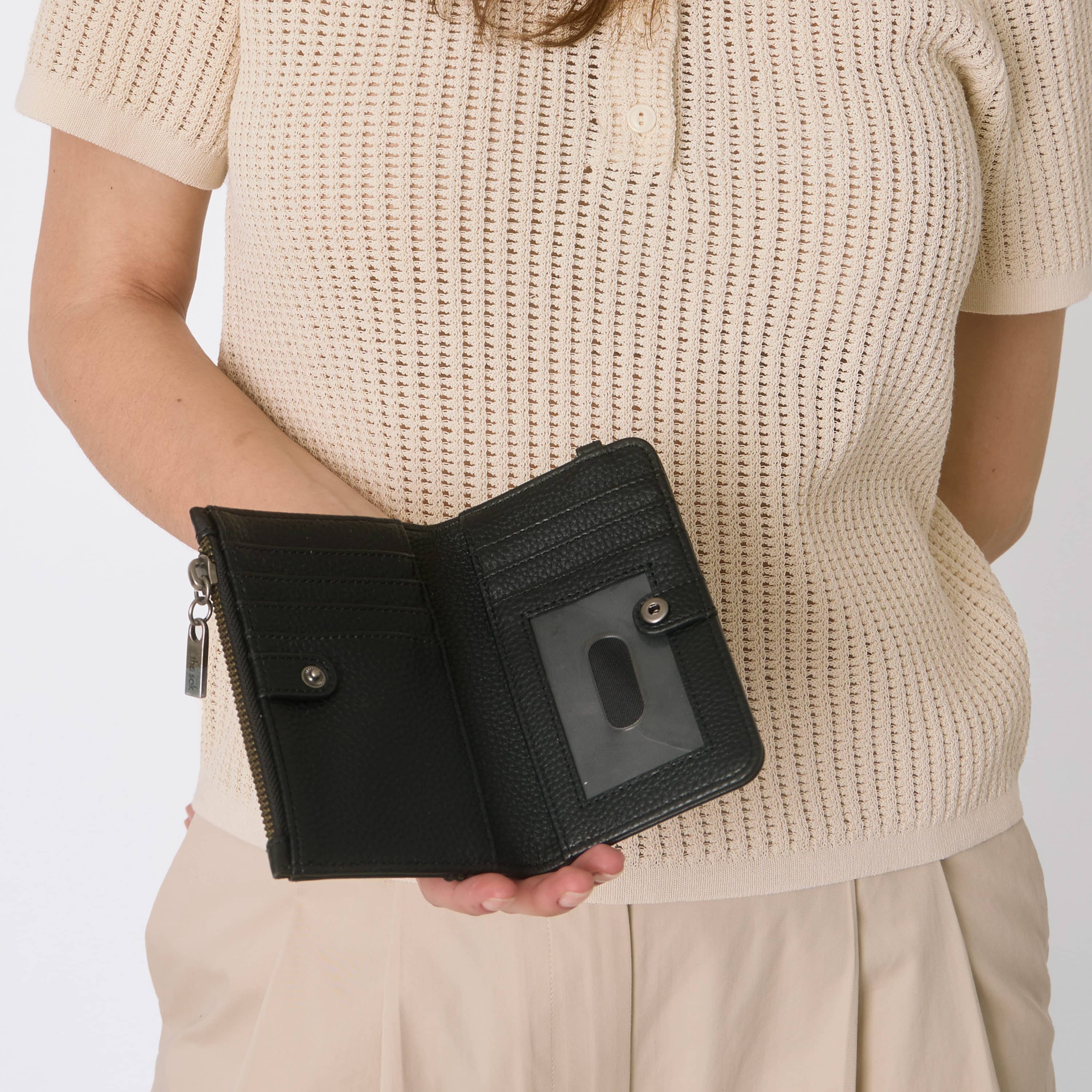 Encino Essential Wallet - Leather - Black - Image 5