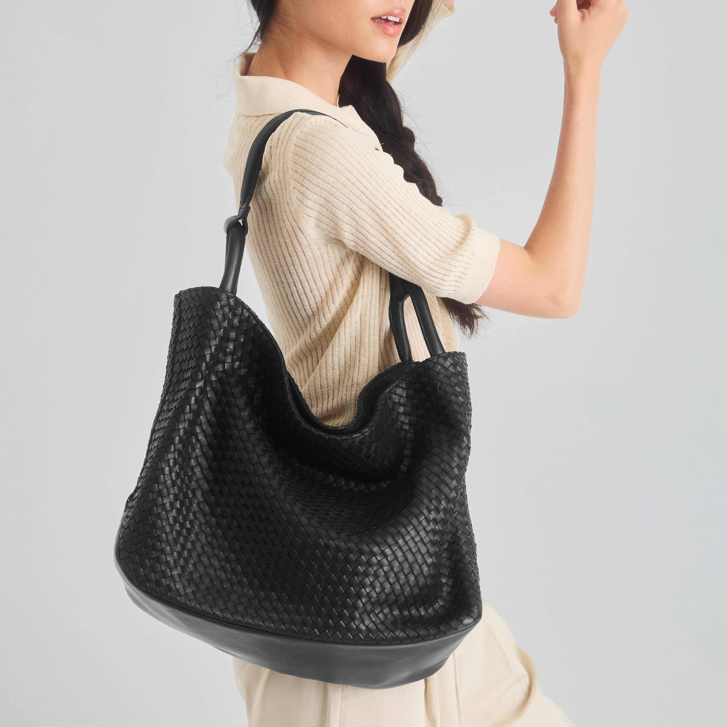 Los Feliz Large Tote - Leather - Woven Black - Image 2