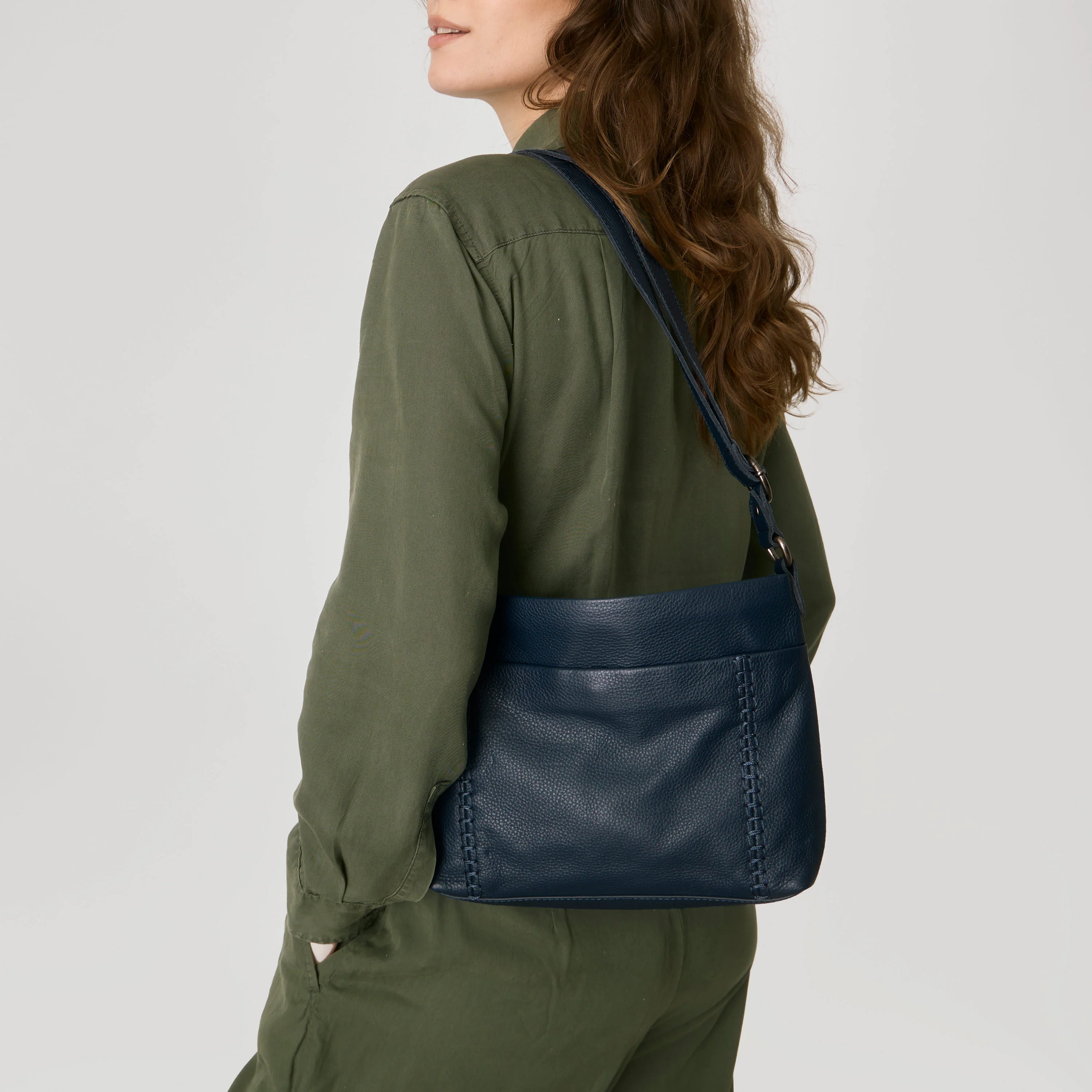 Melrose Crossbody - Leather - Indigo - Image 2