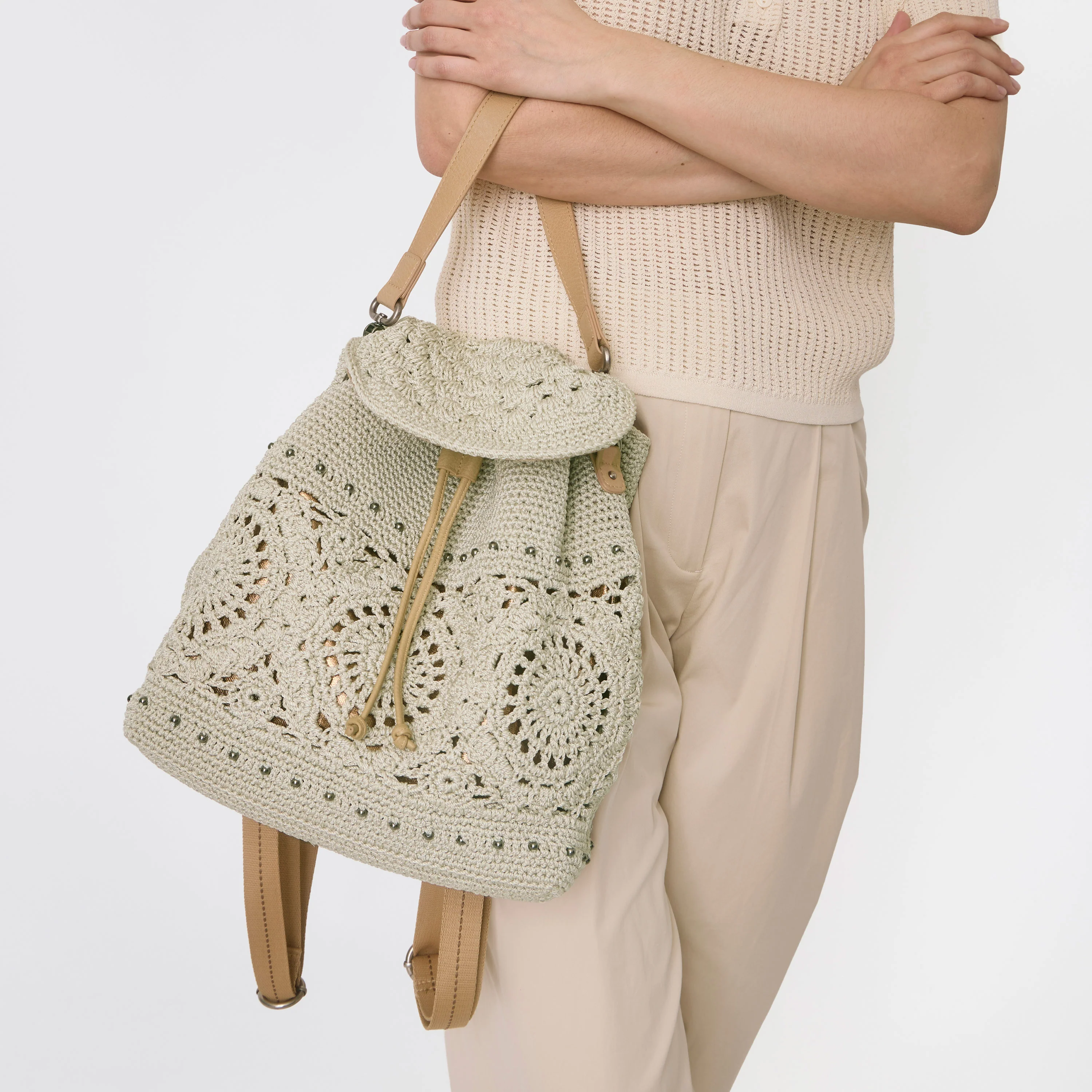 Sayulita Backpack - Hand Crochet - Natural Medallion - Image 7